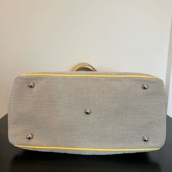 AUTH CHANEL VINTAGE CANVAS TOTE BAG - Picture 3 of 13